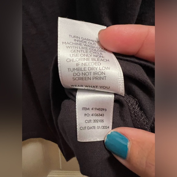 Torrid Goddess Relaxed Fit Heritage Distressed Tee. Size 1 - Picture 11 of 13